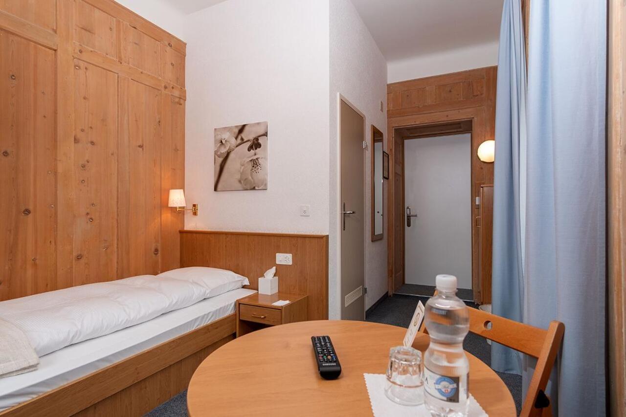 Davos Inn (Adults Only) ダヴォス・プラッツ エクステリア 写真
