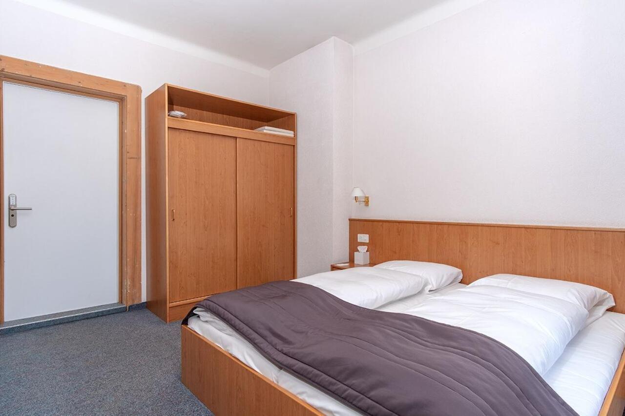 Davos Inn (Adults Only) ダヴォス・プラッツ エクステリア 写真